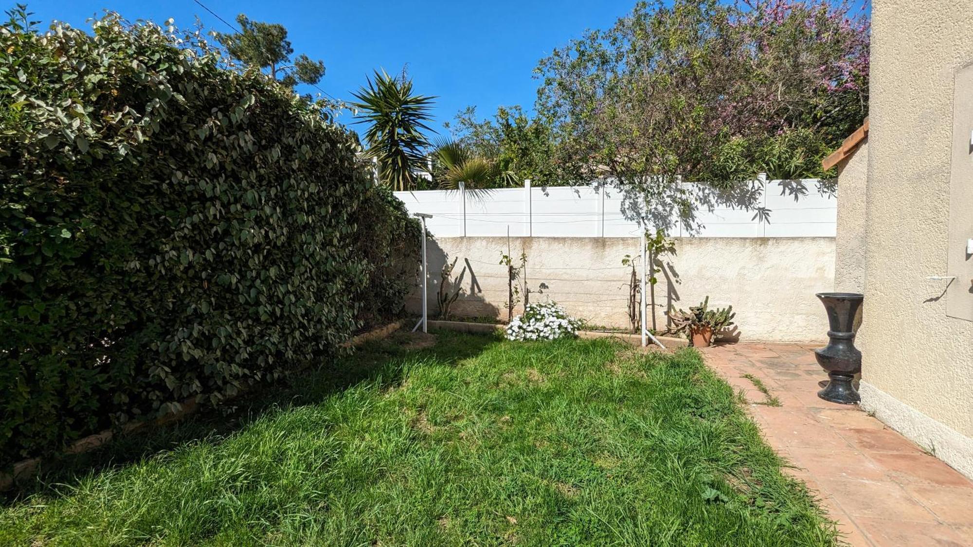 Maisonnette Kalis Calme Avec Climatisation Parking Jardin Cadre Campagne Plages A Pieds Bandol Buitenkant foto