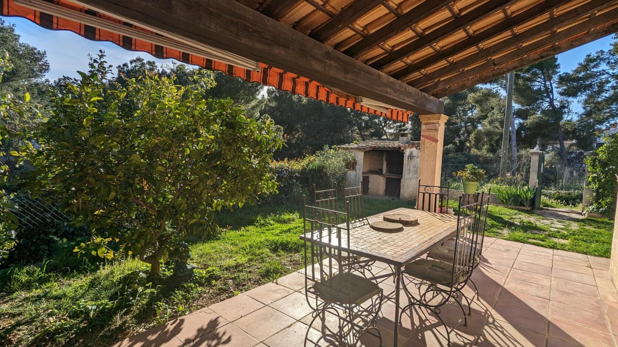 Maisonnette Kalis Calme Avec Climatisation Parking Jardin Cadre Campagne Plages A Pieds Bandol Buitenkant foto