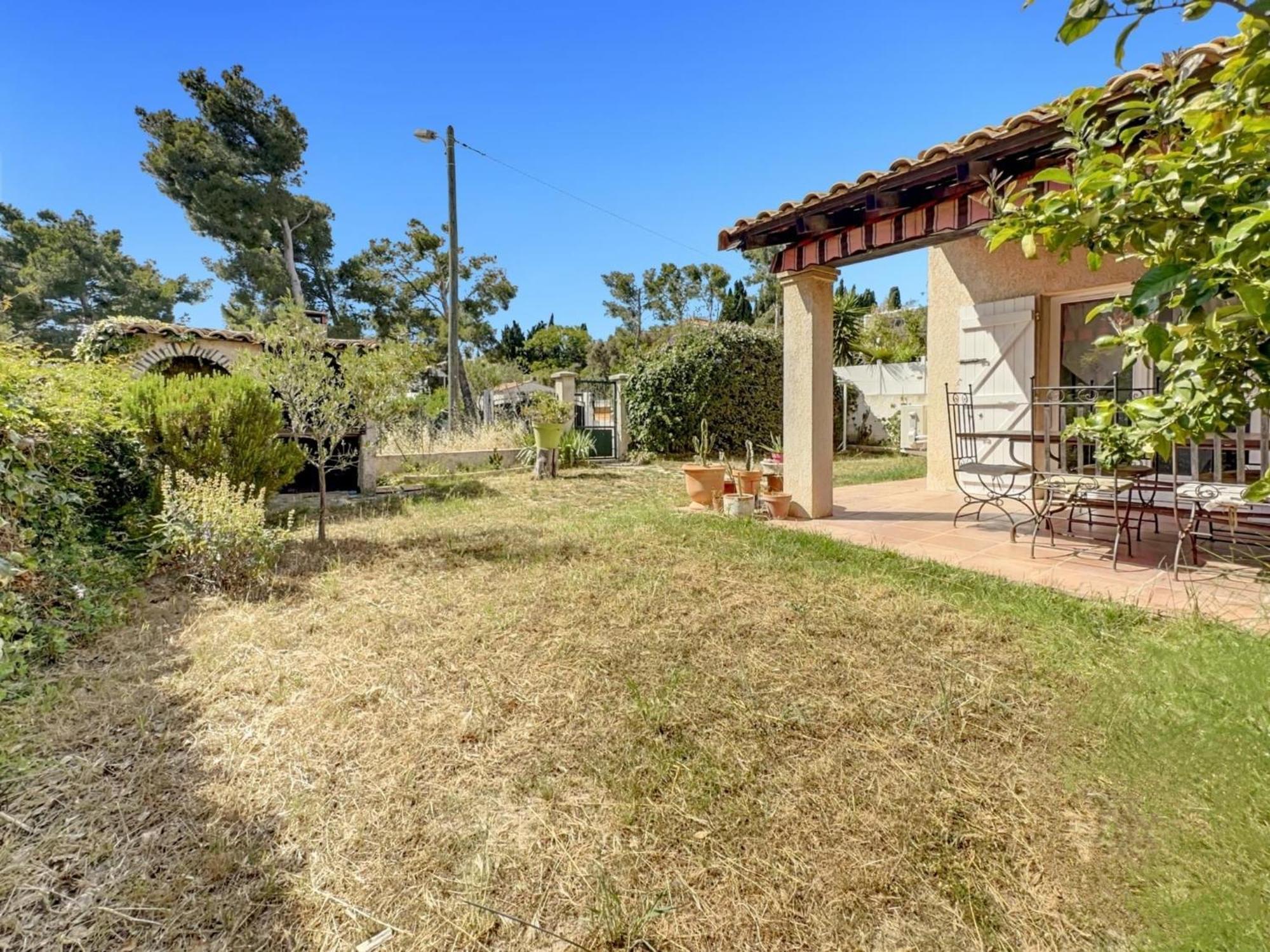 Maisonnette Kalis Calme Avec Climatisation Parking Jardin Cadre Campagne Plages A Pieds Bandol Buitenkant foto