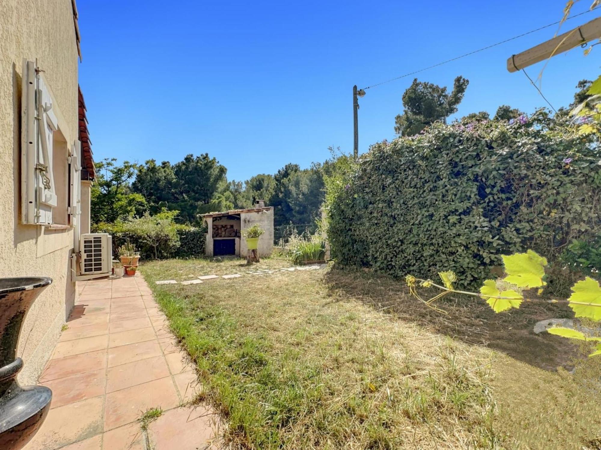 Maisonnette Kalis Calme Avec Climatisation Parking Jardin Cadre Campagne Plages A Pieds Bandol Buitenkant foto