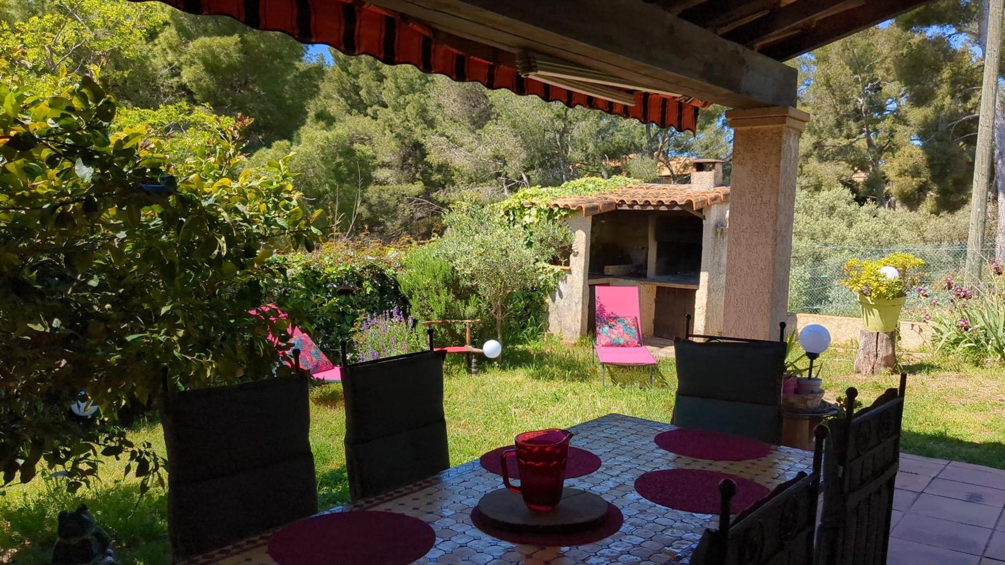 Maisonnette Kalis Calme Avec Climatisation Parking Jardin Cadre Campagne Plages A Pieds Bandol Buitenkant foto